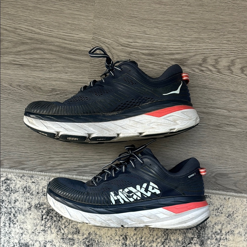 Hoka Bondi 7 Women’s size 9 Wide
